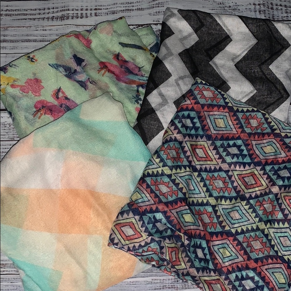 Set of 4 Infinity Scarves